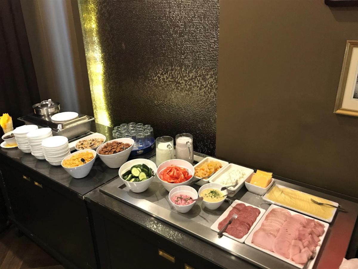 Hotell Wesenbergh Раквере Екстериор снимка