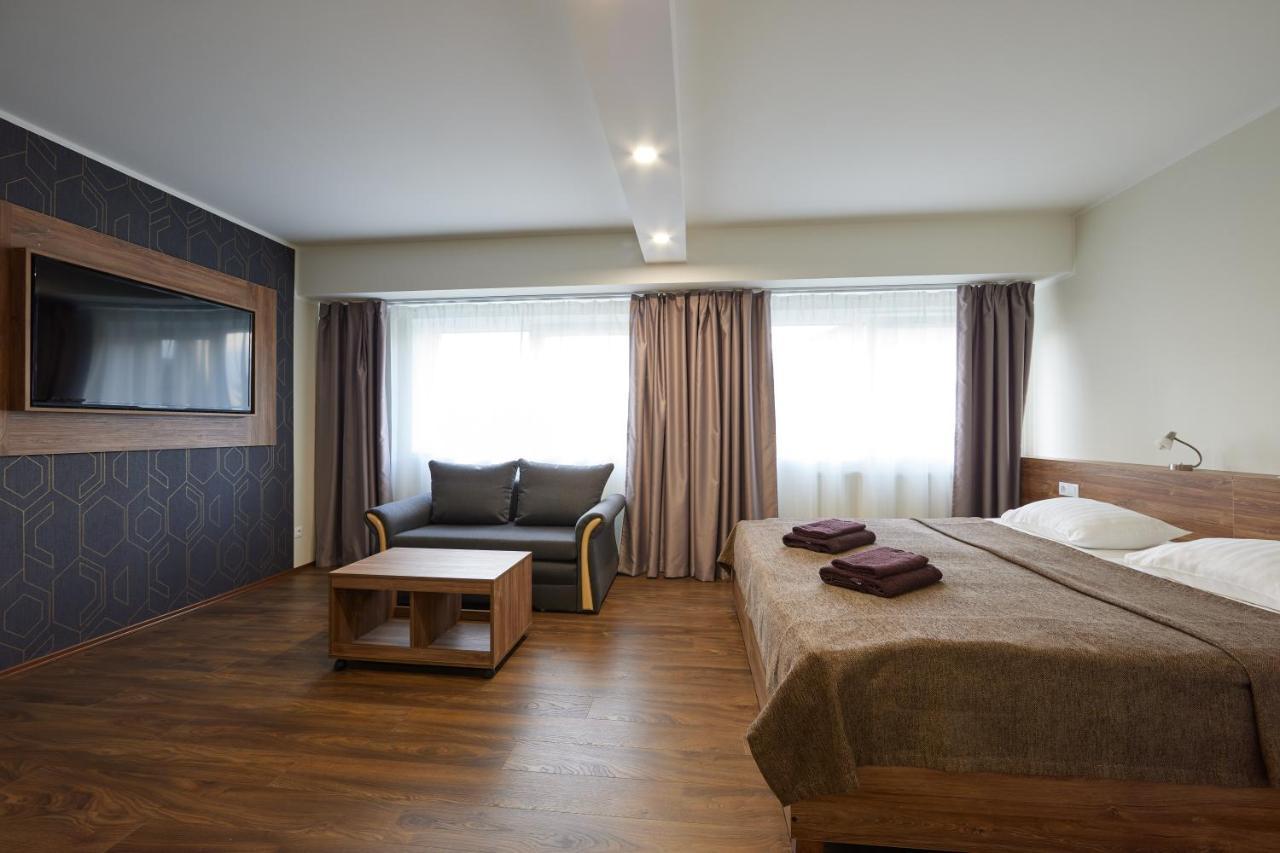 Hotell Wesenbergh Раквере Екстериор снимка