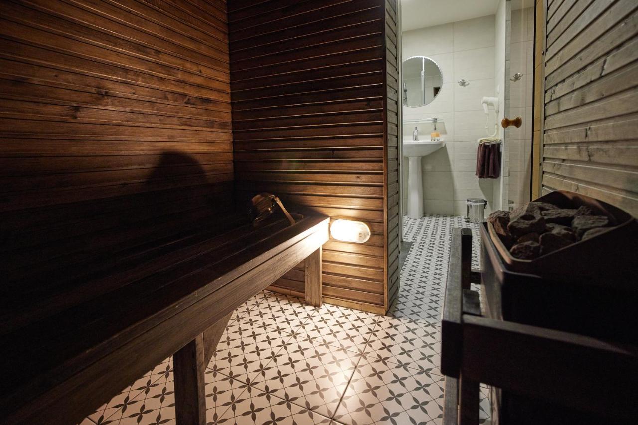 Hotell Wesenbergh Раквере Екстериор снимка