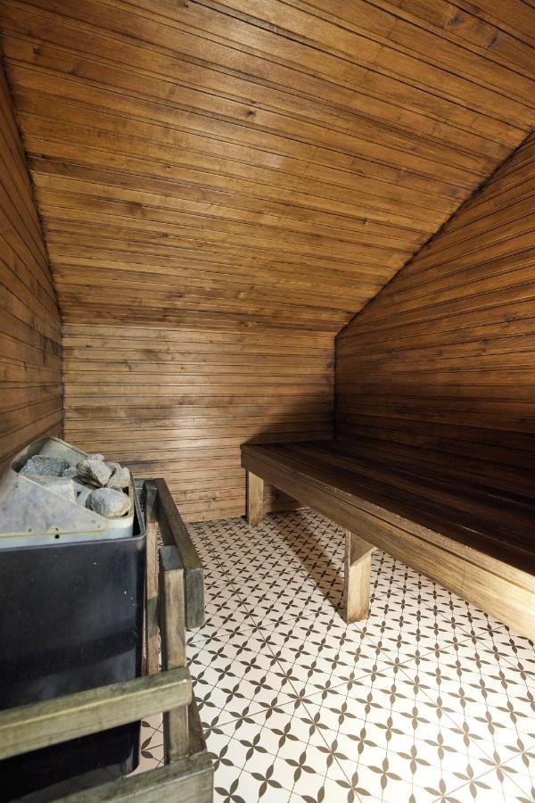Hotell Wesenbergh Раквере Екстериор снимка