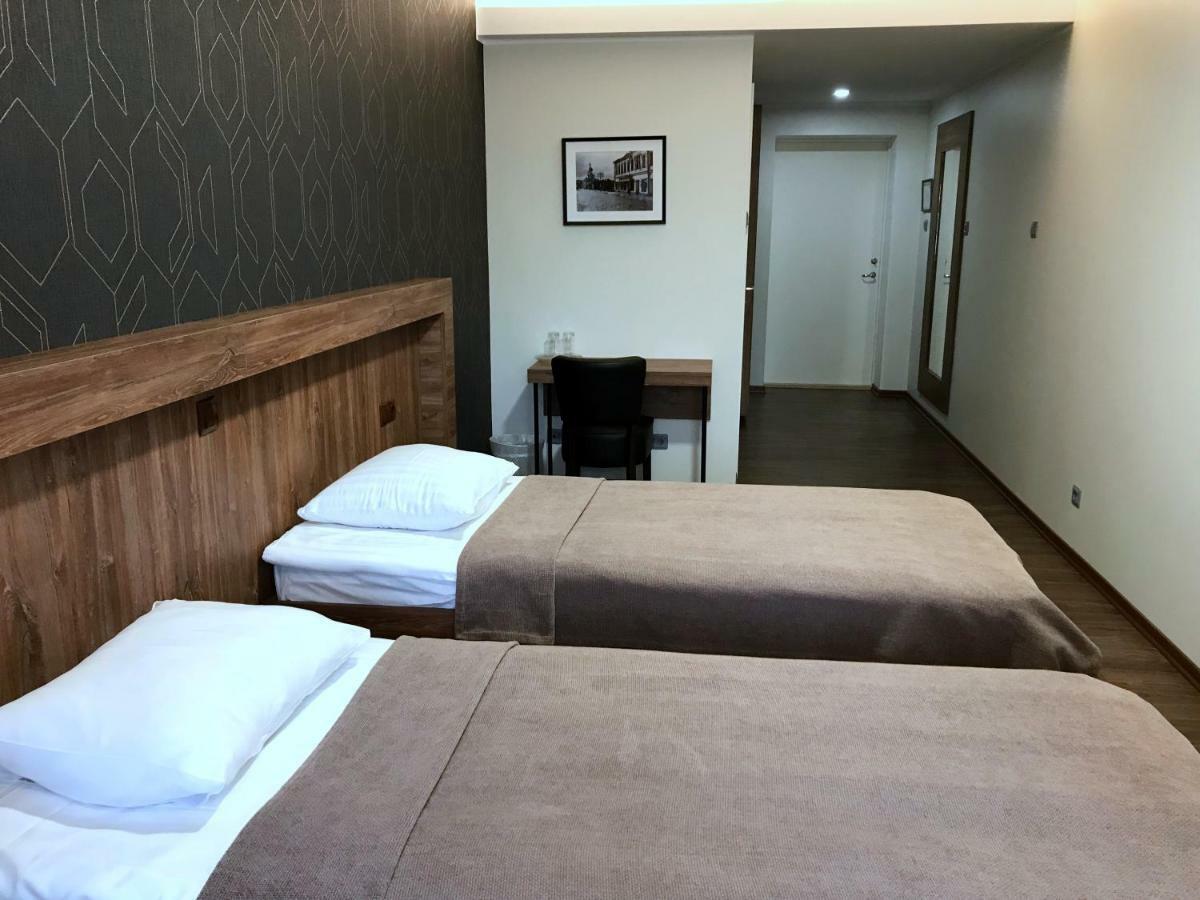 Hotell Wesenbergh Раквере Екстериор снимка