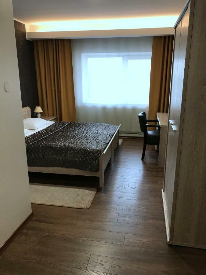 Hotell Wesenbergh Раквере Екстериор снимка